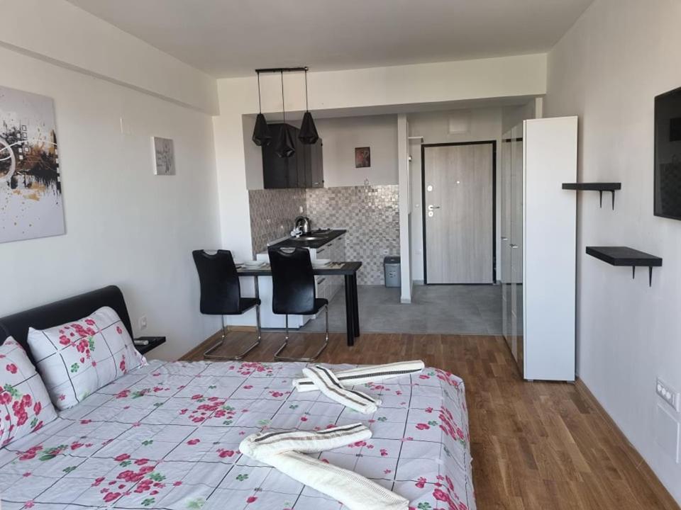 Porta Bus Station Apartment Scopia Exterior foto