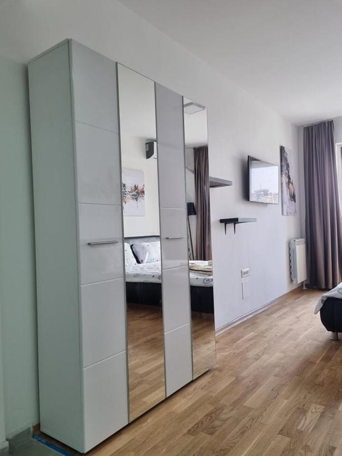 Porta Bus Station Apartment Scopia Exterior foto